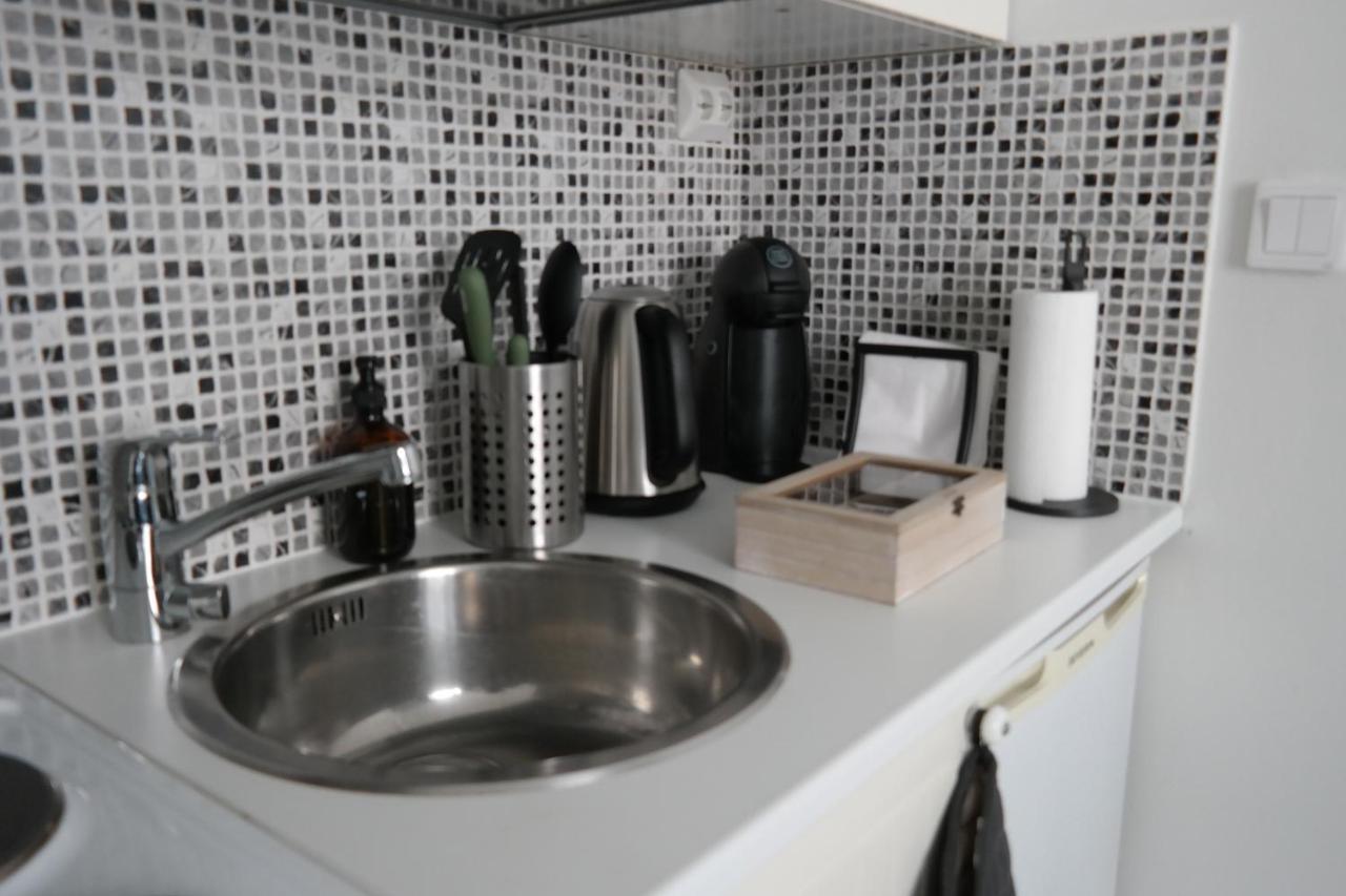 Modern Equipped In Vibrant Kallio, Near Transit & Dining Spots * Хельсинки