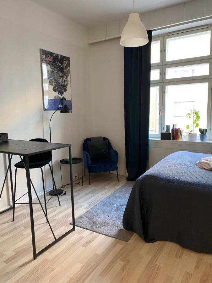 Apartment Modern Equipped In Vibrant Kallio, Near Transit & Dining Spots Helsinki
