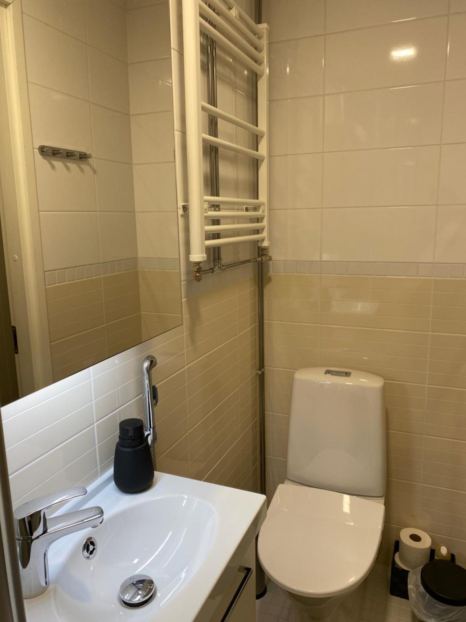 Apartment Modern Equipped In Vibrant Kallio, Near Transit & Dining Spots Helsinki