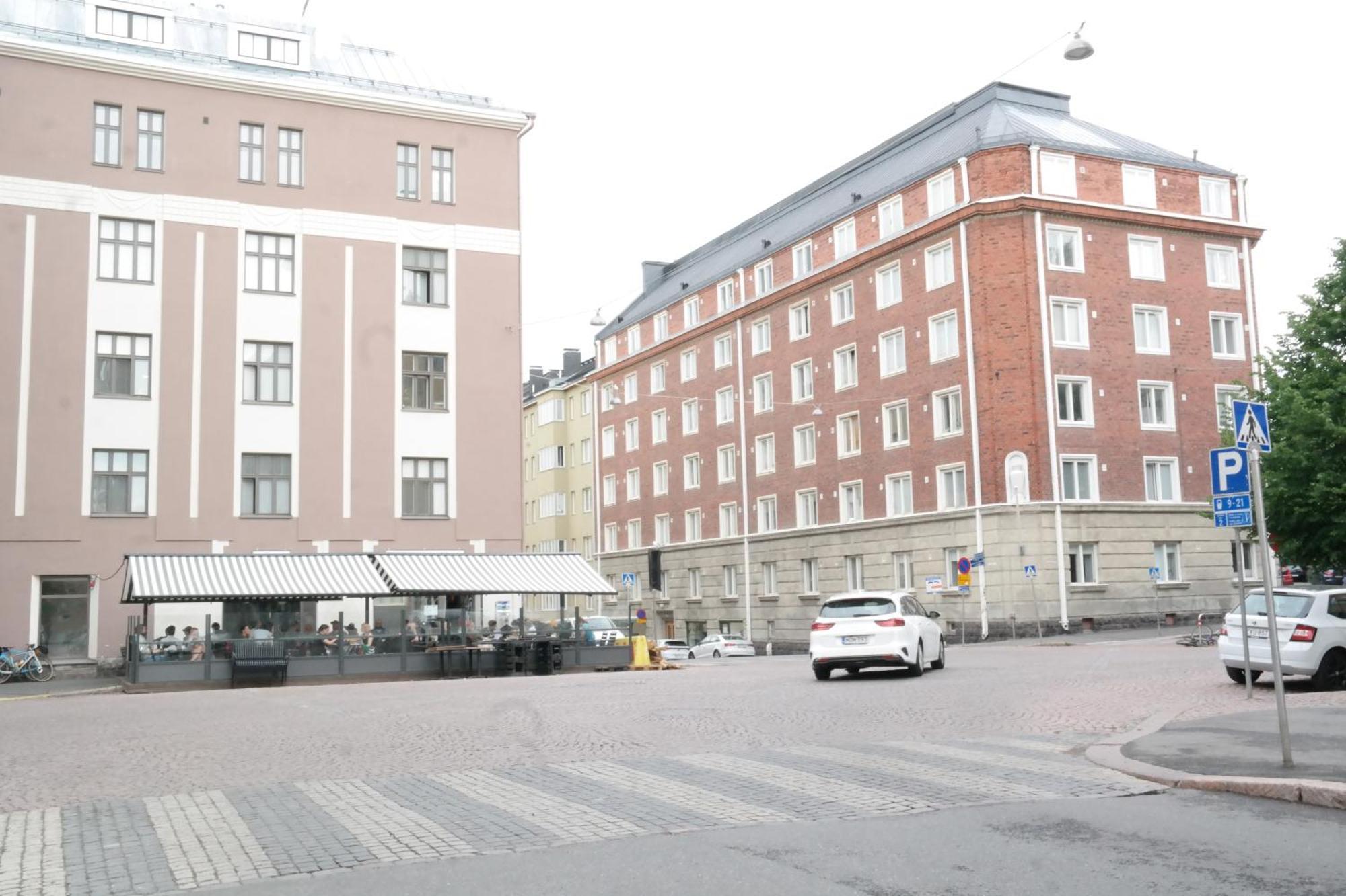 Modern Equipped In Vibrant Kallio, Near Transit & Dining Spots * Хельсинки