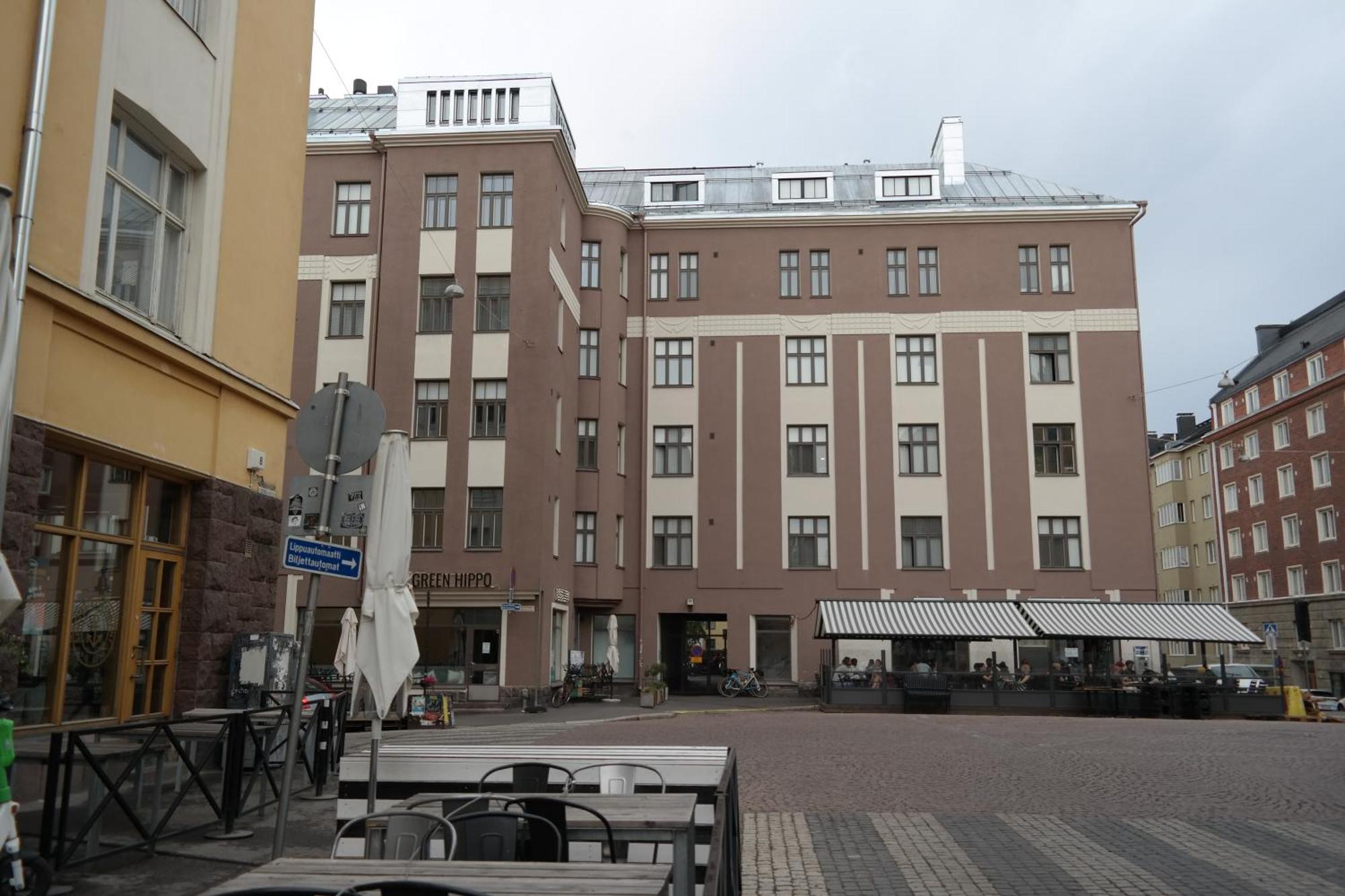 Modern Equipped In Vibrant Kallio, Near Transit & Dining Spots Apartment