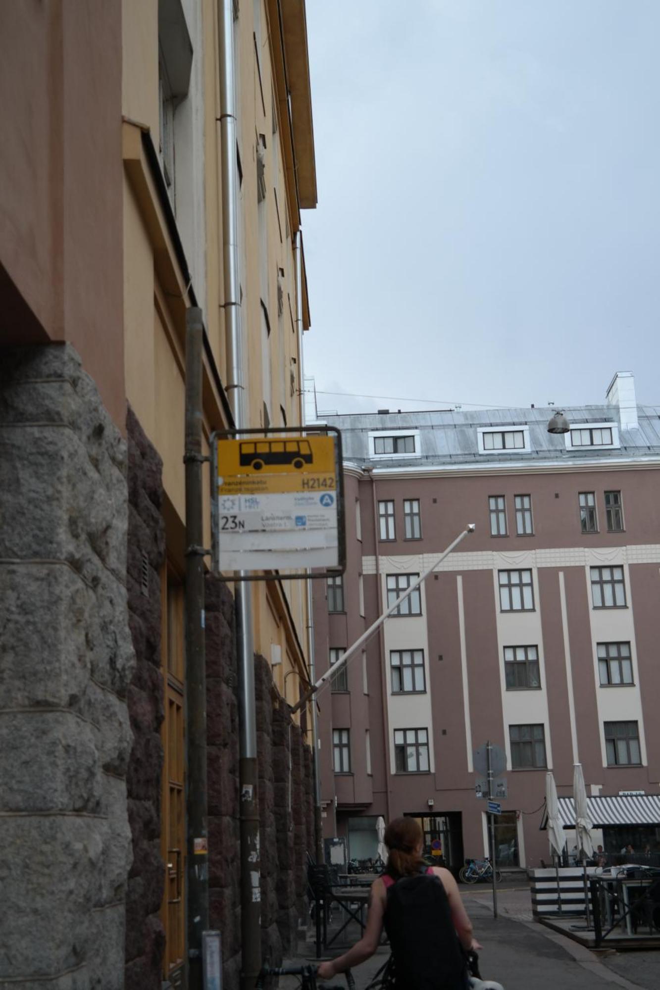 Modern Equipped In Vibrant Kallio, Near Transit & Dining Spots Apartment *